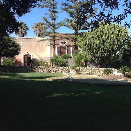 باكينو Campo Reale Country Rooms المظهر الخارجي الصورة